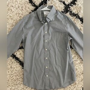 Men’s Goodfellow Button Down Striped Shirt Size Medium